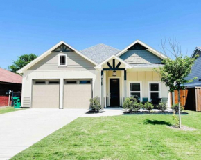 3BR New build ~ Family Friendly